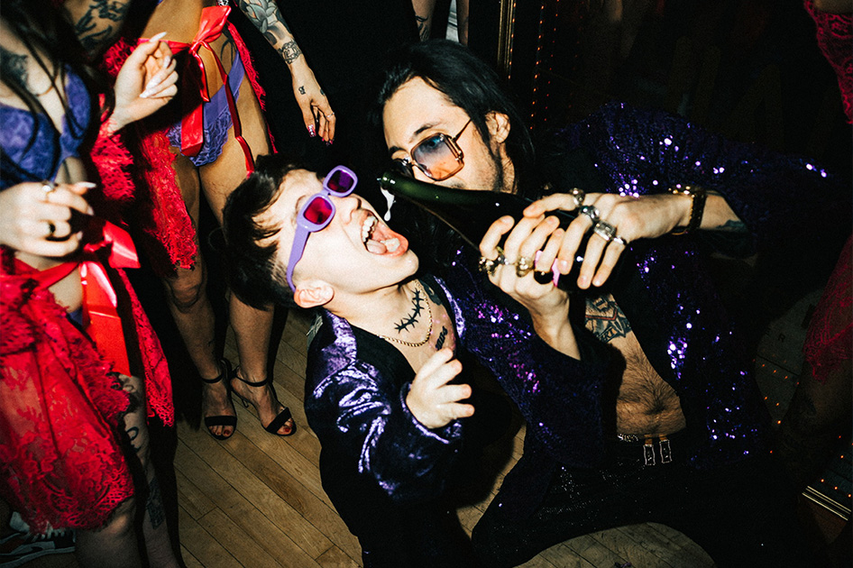 Party dwarf for hire in Montreal